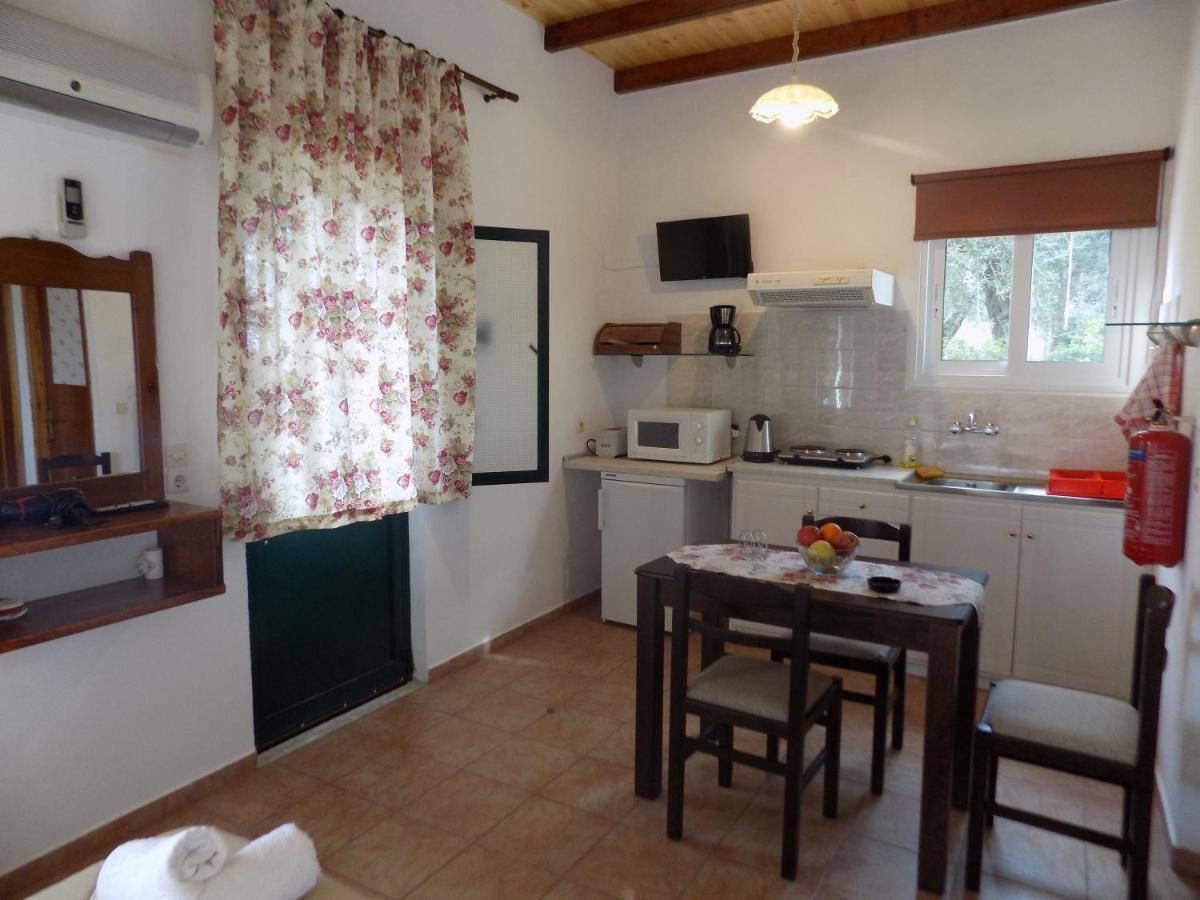 Villa Elli Panoramic View 2 イプソス エクステリア 写真